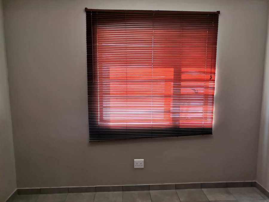 2 Bedroom Property for Sale in Belhar Western Cape